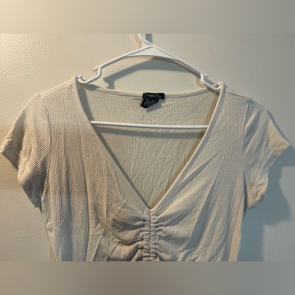 Rue21 Cream Ribbed V-Neck Drawstring Ruched Crop Top - Picture 5 of 9